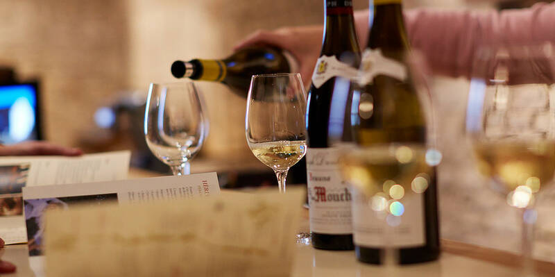 Dégustation de vin blanc, Montrachet